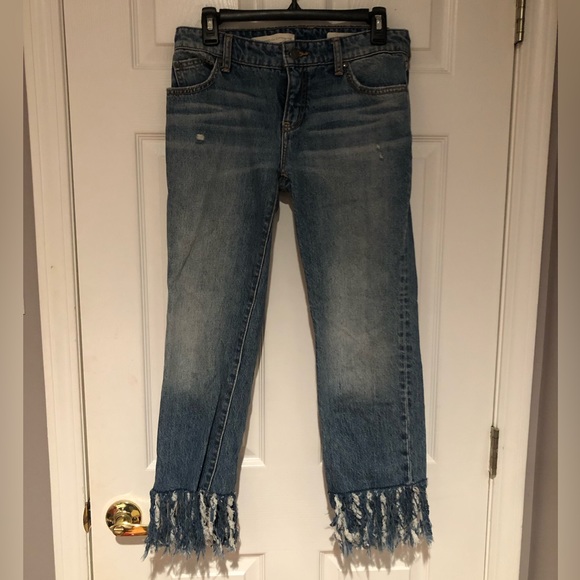 Anthropologie mid rise embellished jeans. Size 26 (2). - Picture 1 of 3